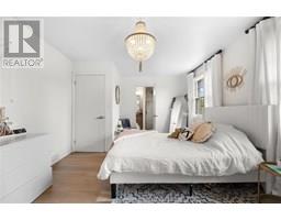 7423 Riverview LINE - 19