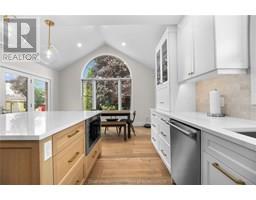 7423 Riverview LINE - 9