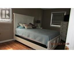 8592 James STREET - 7