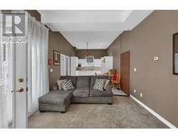40 BRIARDENE STREET - 36