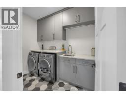 50 DUNDEE DRIVE - 33