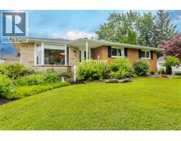 424 Gregory DRIVE East - 1