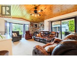 424 Gregory DRIVE East - 18