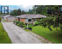 424 Gregory DRIVE East - 2