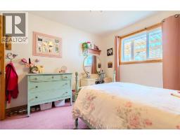 424 Gregory DRIVE East - 32