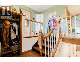 424 Gregory DRIVE East - 33