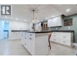 424 Gregory DRIVE East - 35
