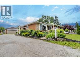 424 Gregory DRIVE East - 4