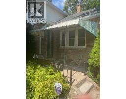 89 GLADSTONE AVENUE - 1