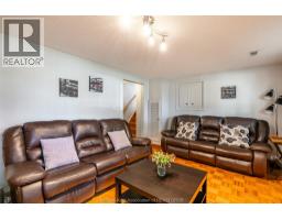 414 McNaughton AVENUE West - 23