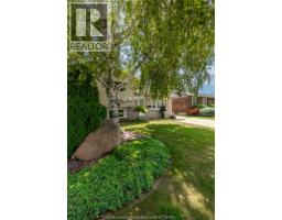 414 McNaughton AVENUE West - 4