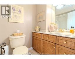 9 CHIPPEWA DRIVE - 20