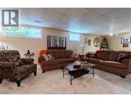 9 CHIPPEWA DRIVE - 34