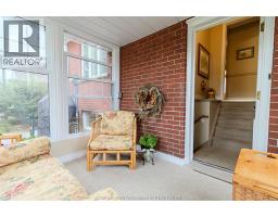 9 CHIPPEWA DRIVE - 40