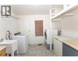 716 MCNAUGHTON AVENUE East - 11
