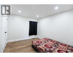 716 MCNAUGHTON AVENUE East - 13