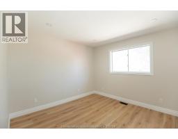 716 MCNAUGHTON AVENUE East - 27