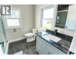 716 MCNAUGHTON AVENUE East - 31