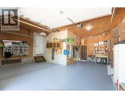 716 MCNAUGHTON AVENUE East - 35