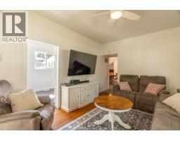 54 Sheldrick STREET - 22