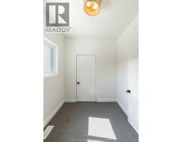 54 Sheldrick STREET - 24