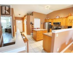 20 McIntosh AVENUE - 16