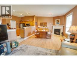 20 McIntosh AVENUE - 19