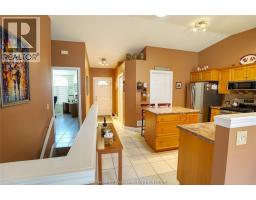 20 McIntosh AVENUE - 4