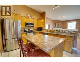 20 McIntosh AVENUE - 7