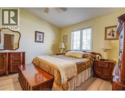 20 McIntosh AVENUE - 9
