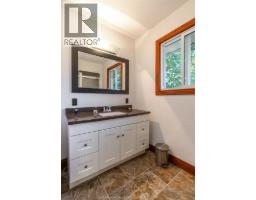 20701 Victoria ROAD - 23