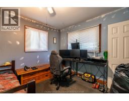 20701 Victoria ROAD - 24
