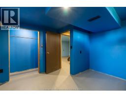 20701 Victoria ROAD - 28