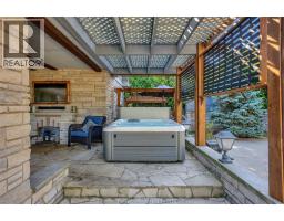 38 Glenwood DRIVE - 36
