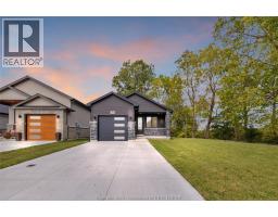 57 BAFFIN WAY - 2
