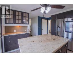 80 Goldpark ROAD - 8