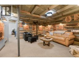 22 LONDON DRIVE - 33