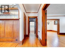 23 Stanley AVENUE - 2