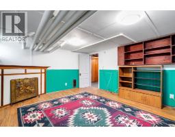 23 Stanley AVENUE - 30