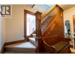 19 VICTORIA AVENUE - 20