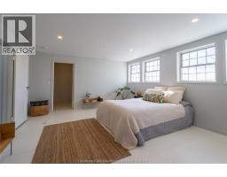 19 VICTORIA AVENUE - 24