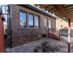 19 VICTORIA AVENUE - 47