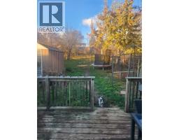 76 UXBRIDGE CRESCENT - 30