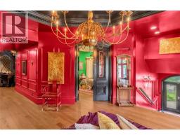 620 Cross STREET - 17