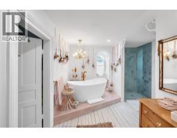 620 Cross STREET - 30