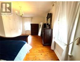 53 PHYLLIS AVENUE - 15