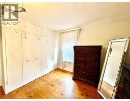 53 PHYLLIS AVENUE - 16