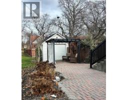 53 PHYLLIS AVENUE - 25