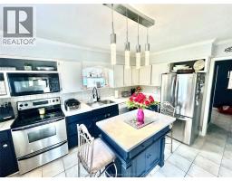 53 PHYLLIS AVENUE - 4