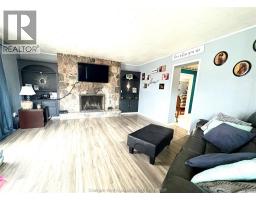 53 PHYLLIS AVENUE - 9